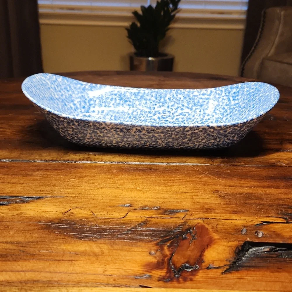 H.S. Gustin Co Pottery Blue Stipple Goose Bread Basket / Serving Bowl